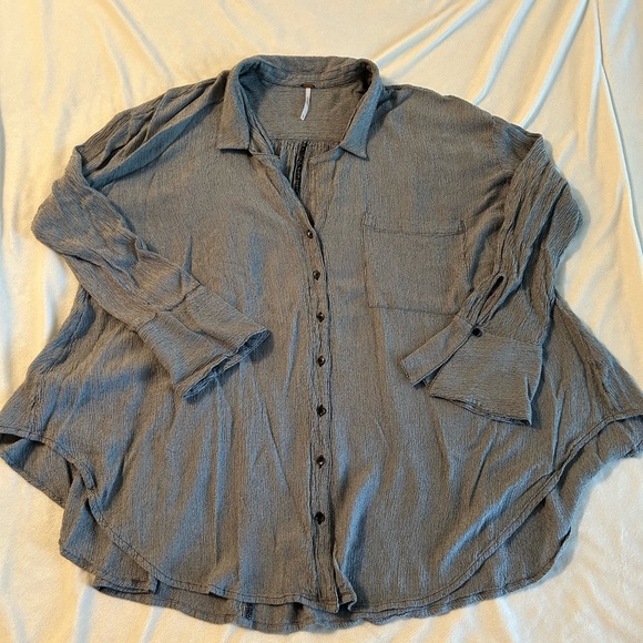Free People Tops - Free People oversized gray button up size M